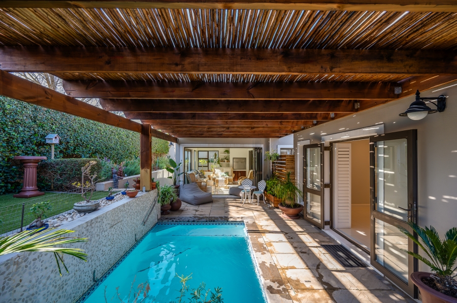 3 Bedroom Property for Sale in Kelderhof Country Village Western Cape